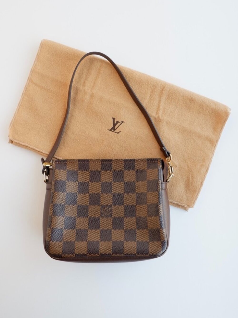 Authentic Preowned Louis Vuitton Damier Ebene Trousse Shoulder Bag